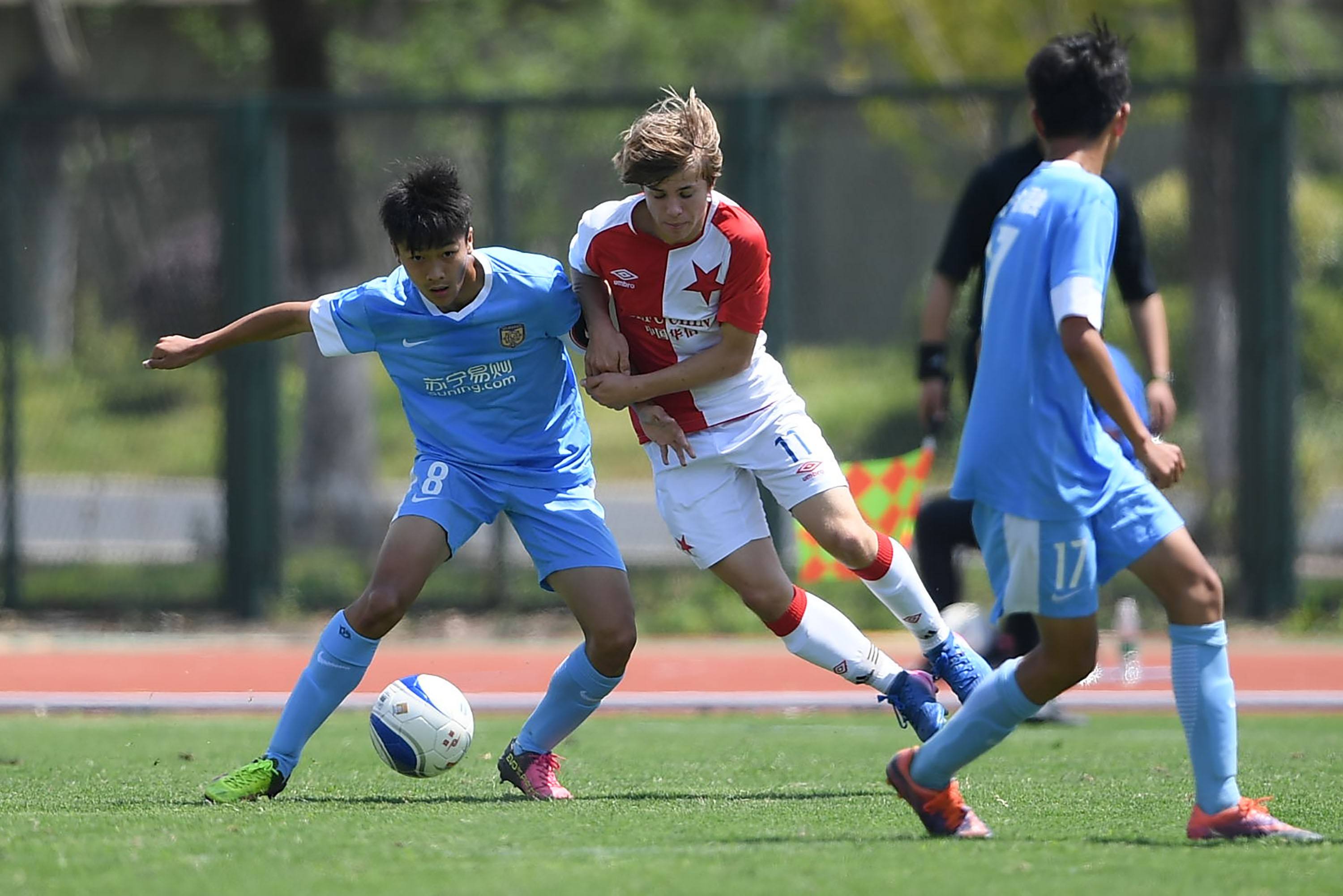 亚冠联赛中 亚冠联赛中